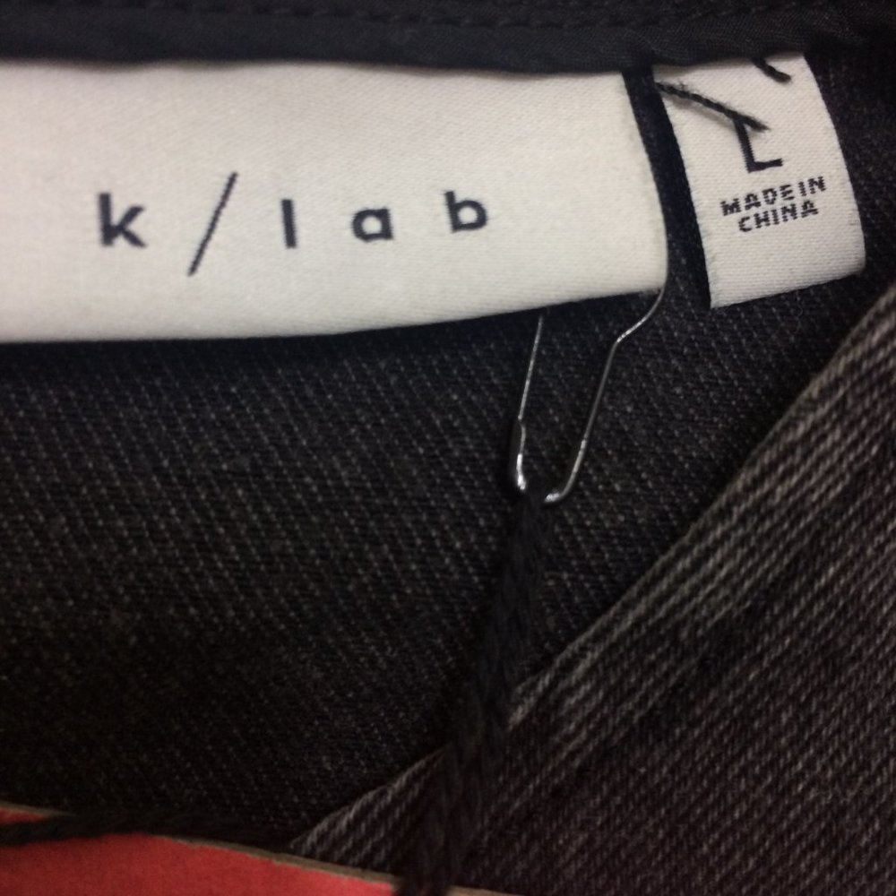 K/LAB Ruffle Sleeve Top Washed Out Black Denim NWT - Picture 8 of 10